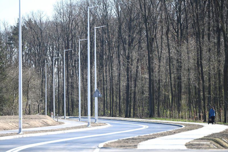 (Fot. Powiat Świdnicki)  Remont drogi zakończony.