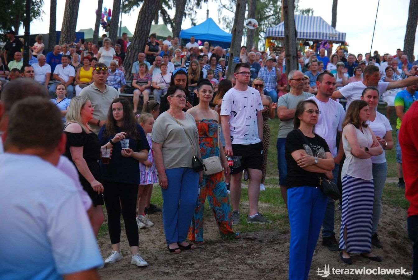 Rodzinne powitanie lata w Lubieniu Kujawskim