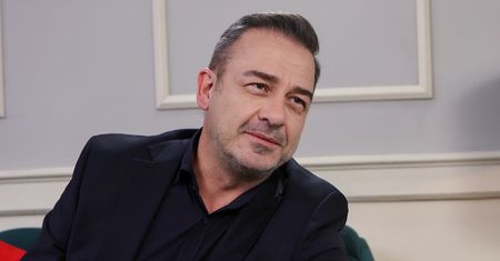 "Zakazany owoc" odcinek 403. Ekin przekonuje Kumru, że ją kocha i chce z nią być! [STRESZCZENIE ODCINKA]