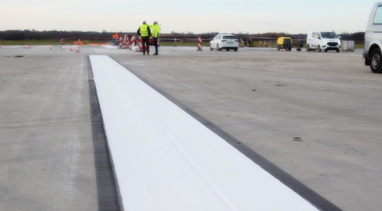 Wrocław: Na lotnisku praca idzie pełną parą. Niedługo wracają samoloty