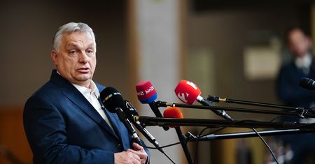 Orban odpowiada KO. Zaczepił Donalda Tuska w mediach społecznościowych