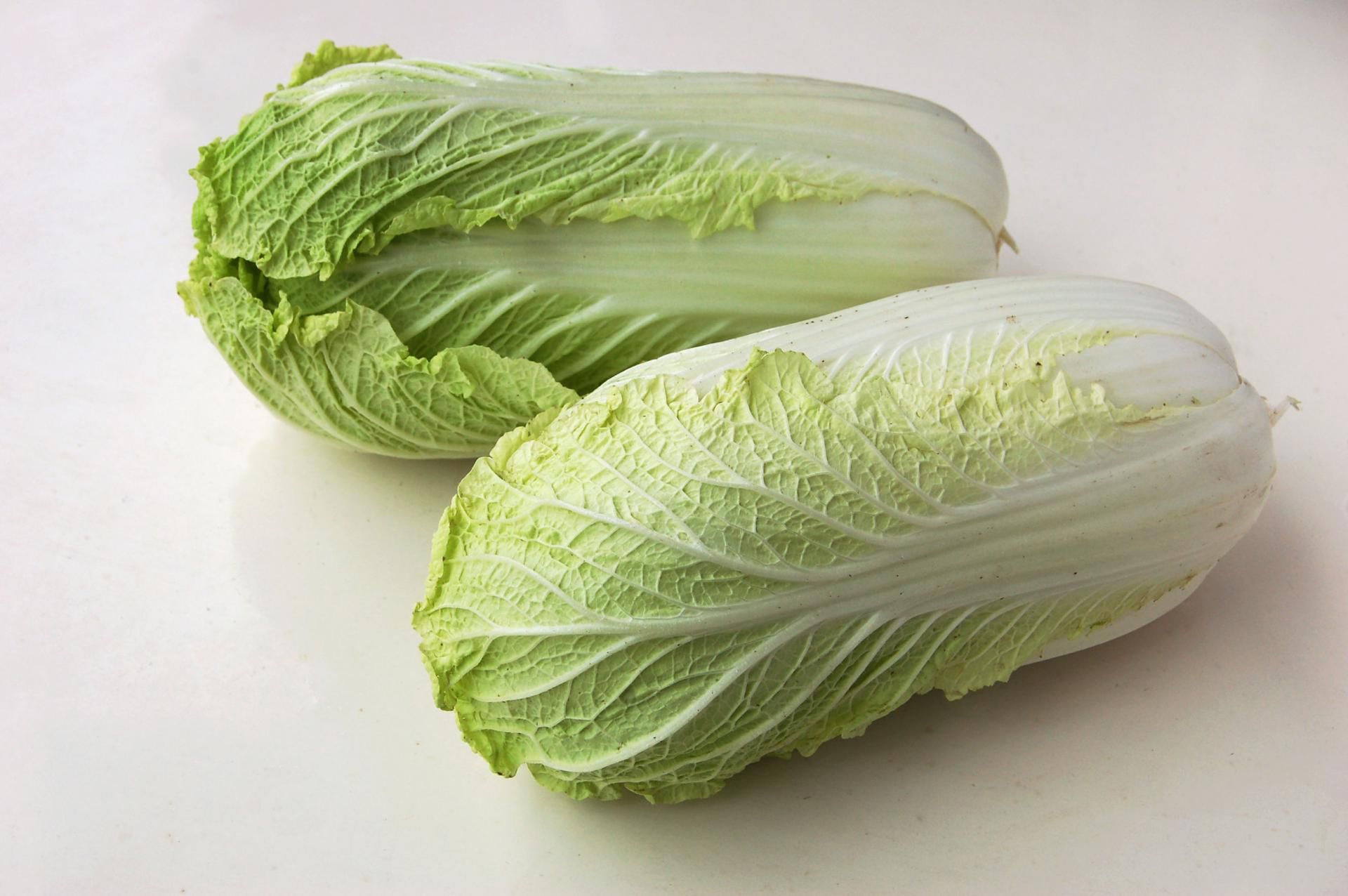 Kapusta pekińska to popularny składnik sałatek