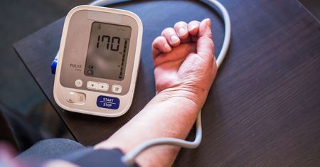 Ciśnienie, cukier i cholesterol idą w górę? Te codzienne nawyki mają znaczenie dla wszystkich trzech