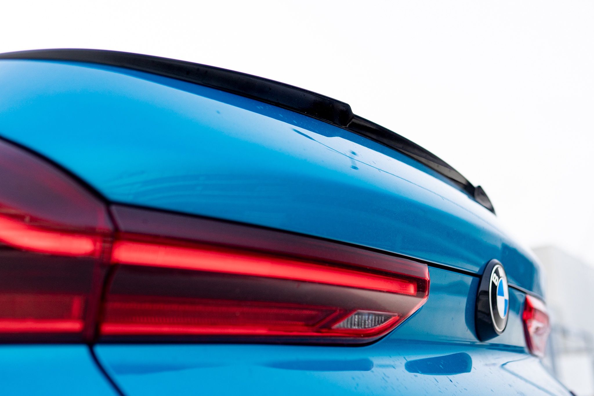 BMW X6 M60i