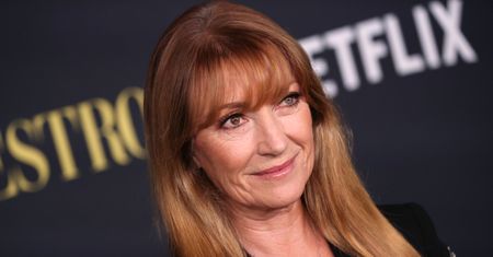 Jane Seymour musiała się ewakuować z domu. W tle szalejące pożary