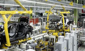 Mercedes szuka oszczędności. Marka rozważa zamknięcie dwóch zakładów w Niemczech