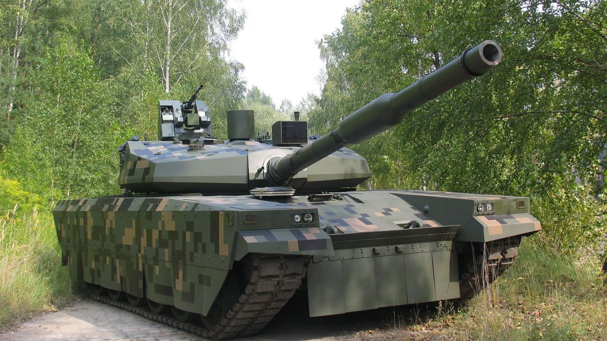 PT-16 - współczesna propozycja modernizacji Twardego