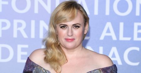 Rebel Wilson dalej chudnie w oczach. Jennifer Aniston jest zachwycona?