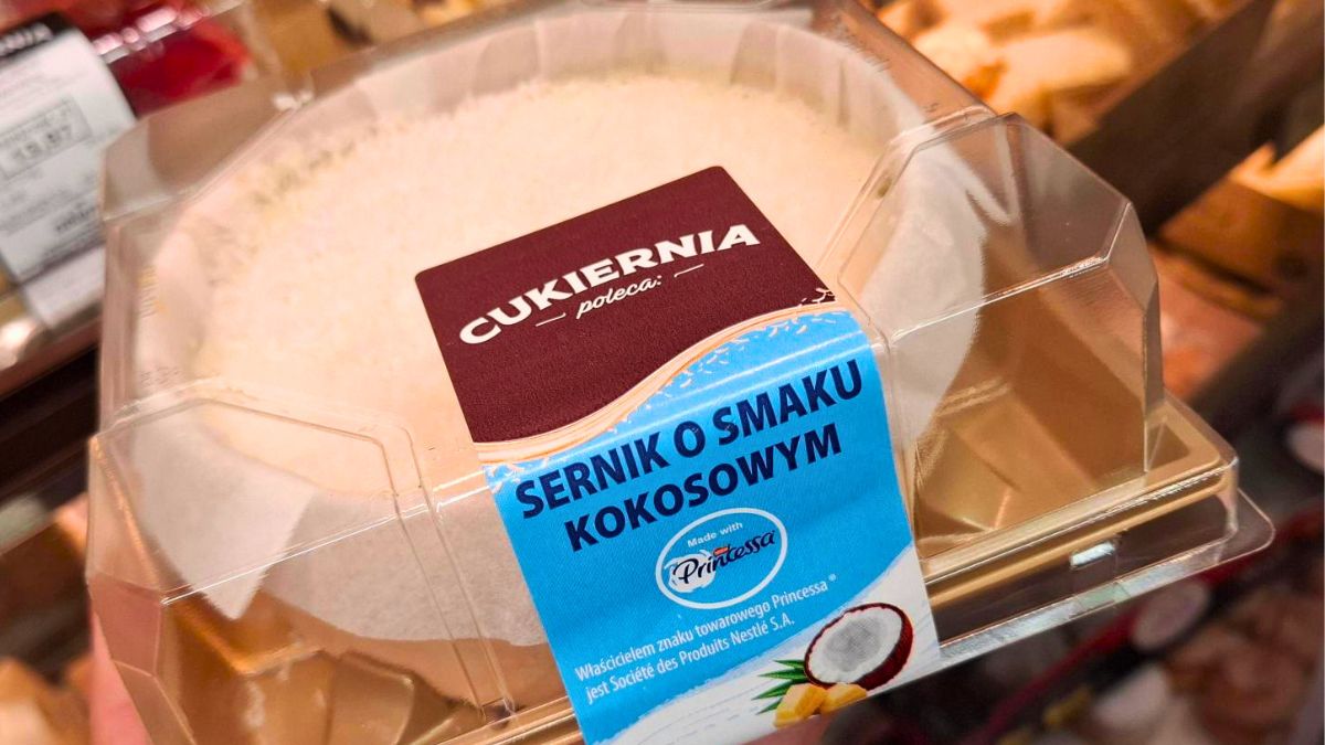 Sernik o smaku kultowego wafelka kokosowego
