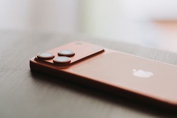 Apple CarPlay z wideo coraz bliżej. Nowe opcje w iOS 26.4