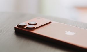 Apple CarPlay z wideo coraz bliżej. Nowe opcje w iOS 26.4