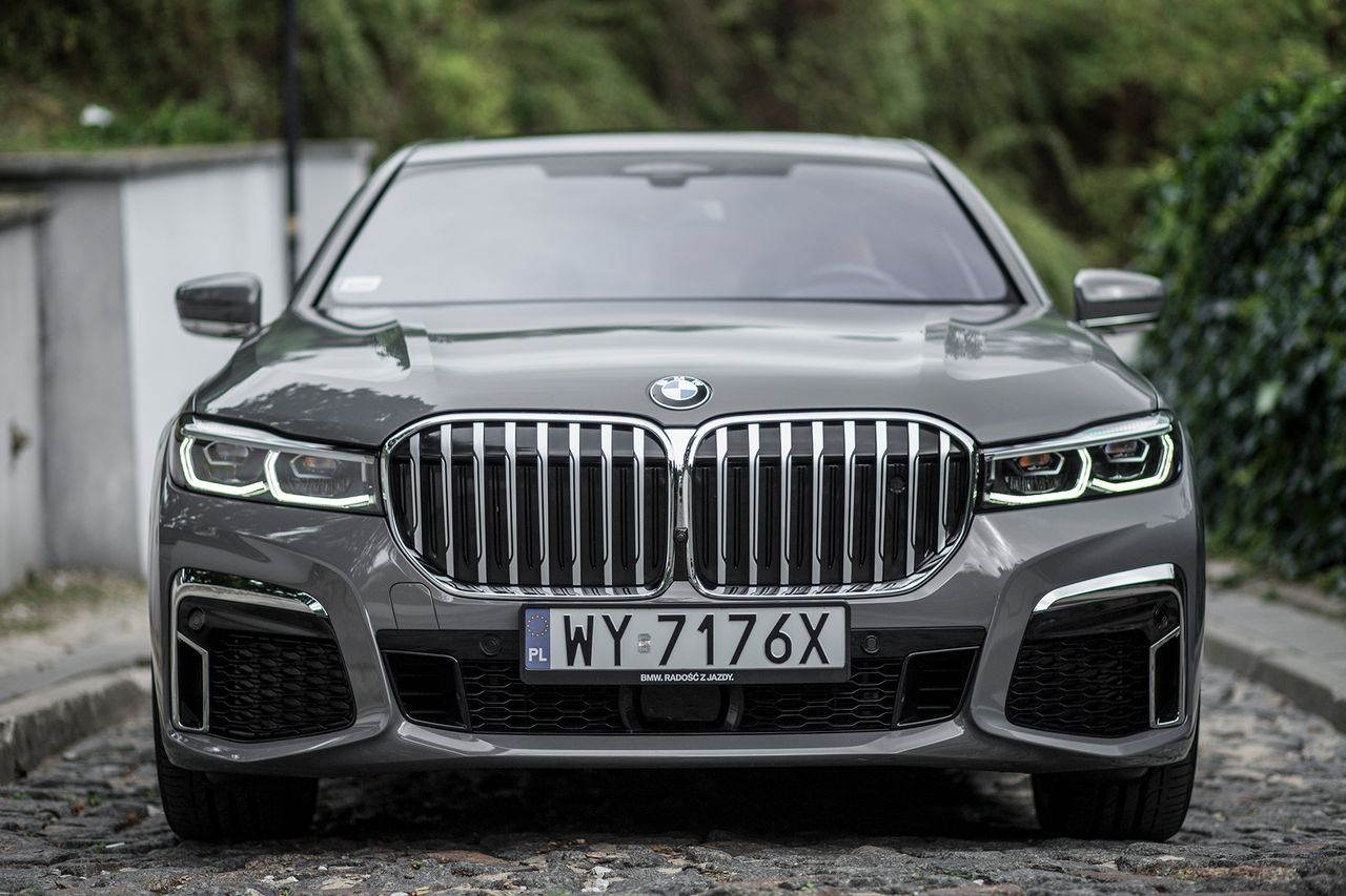 BMW serii 7 po face liftingu (2019) (fot. Mateusz Żuchowski)