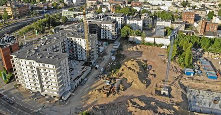 Mieszkanie prawem i towarem. W teorii. W praktyce frustracja i bezczynność władz