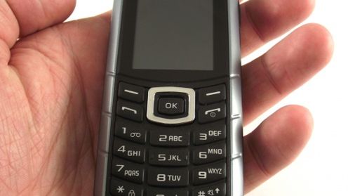 Samsung Solid E2370 w naszych rękach [galeria] 1