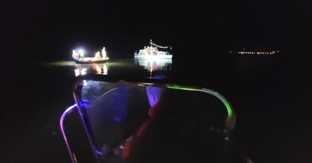 Sternik był pijany, pasażerowie uciekli. Nocna akcja na Wiśle