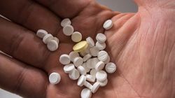 Czy suplementacja witaminy C może złagodzić przebieg COVID-19? Nowe badania