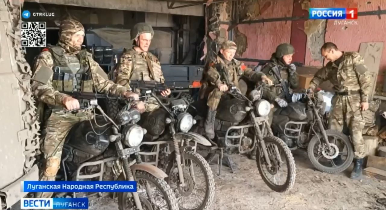 Russian "cavalry" preparing to assault Ukrainians