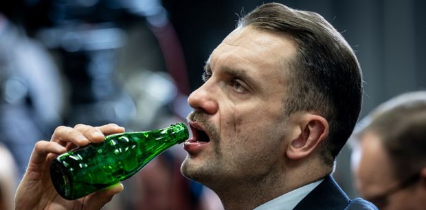 Łukasz Mejza rozważa walkę we freak fightach! O posła walczą dwie duże federacje. Jest już nawet kandydat na jego przeciwnika w oktagonie...
