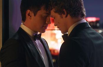 Włączyli dla scen łóżkowych, zostali dla miłości. Serial o romansie hokeistów podbił świat