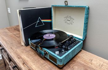 Przedmioty retro są teraz w cenie. Takich "rzeczy z duszą" poszukują kolekcjonerzy