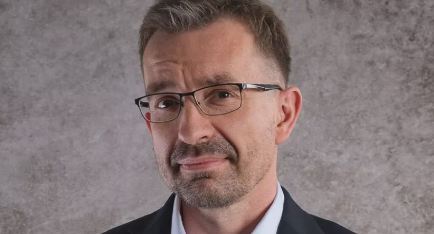 Awans Polaka w globalnych strukturach Iron Mountain