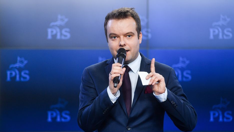 Rafał Bochenek
Piotr Nowak
konferencja, pis, polityk, polityka, prasowa, prasowy, wprowadzenie euro