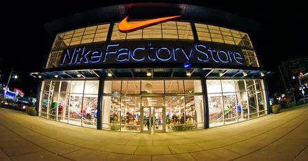 Nike podejmuje drastyczne kroki. Nie zaszczepiłeś się? Nie pracujesz