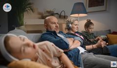 Carrefour na wesoło wspomina "stare, dobre czasy" (wideo)