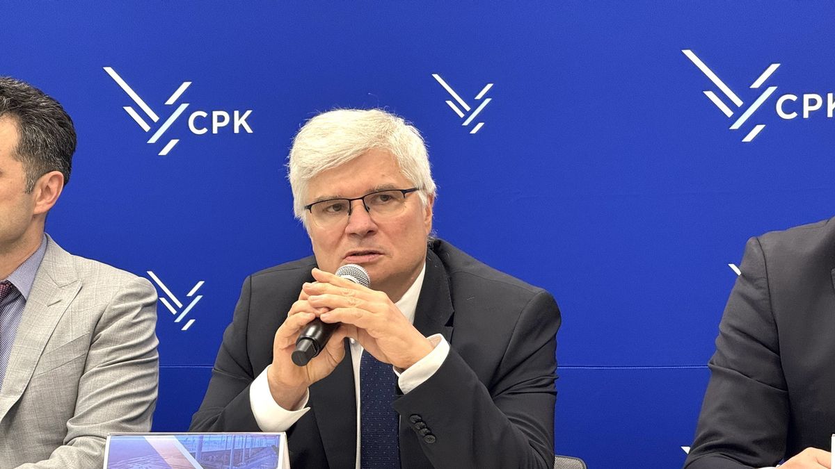 Pełnomocnik rządu ds. CPK Maciej Lasek