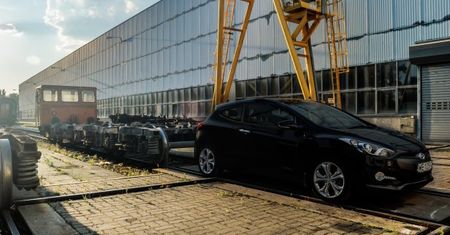 Hyundai i30 3d 1,6 GDI Premium A/T - odważne posunięcie [test autokult.pl]