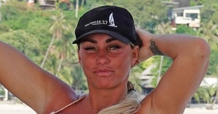 Katie Price z dumą prezentuje efekty 14. OPERACJI POWIĘKSZENIA PIERSI! Idzie na rekord? (ZDJĘCIA)