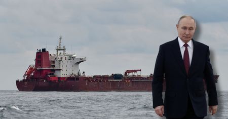 Media: Tankowce z rosyjską ropą krążą po oceanie. Szukają nabywców