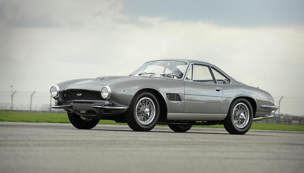 1960 Aston Martin DB4 GT Bertone Jet sprzedany za 3 249 500 funtów!