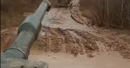 Czołgi Leopard 2A4. Ukraińcy pokazali, że błoto im niestraszne