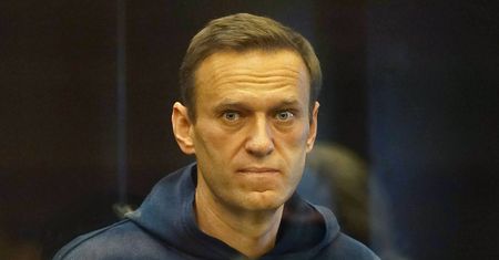 Aleksiej Nawalny o swojej sprawie karnej. "Nie martwcie się, wyjdę w 2051 roku"