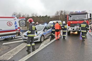 Tragiczny karambol na S3. Jedna osoba nie żyje