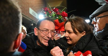 Hołownia wpuści ich na salę? Tak widzi to prof. Zoll