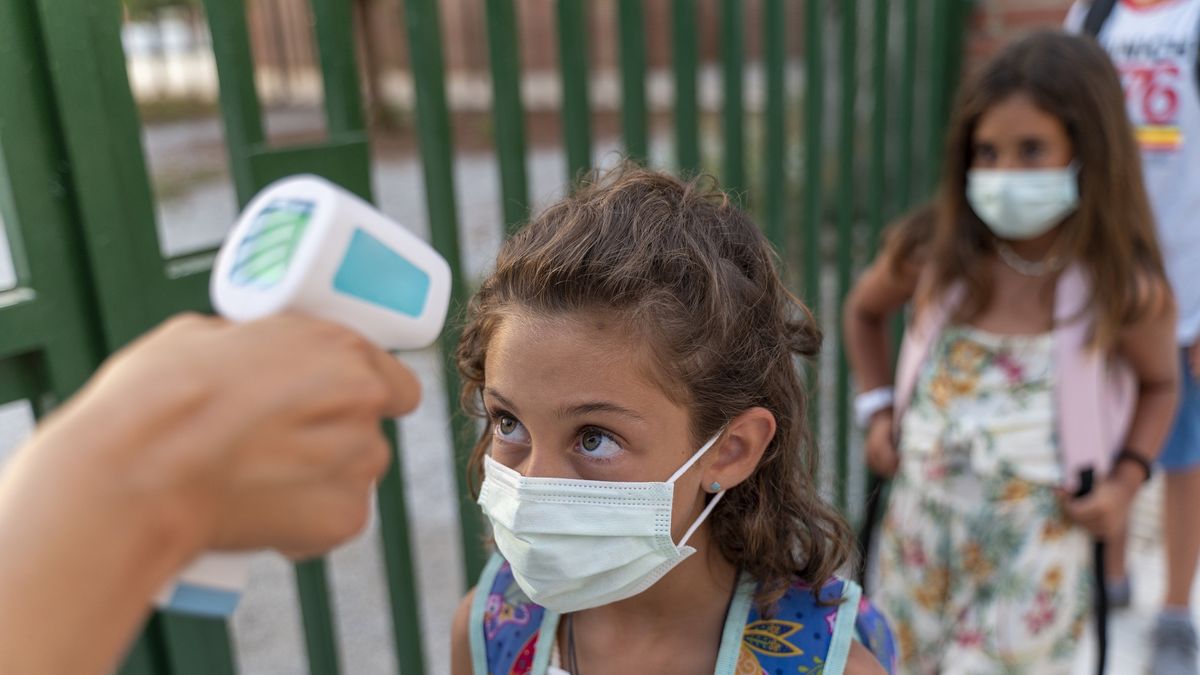 W przedszkolu w Rejkiawiku stwierdzono 36 zakażeń. Ognisko miał zapoczątkować Polak
