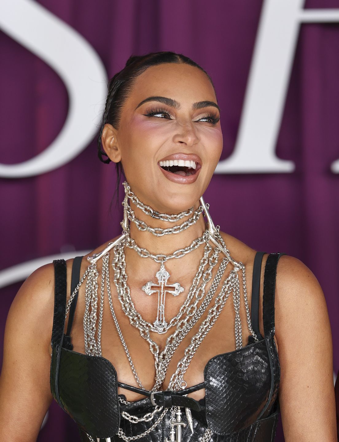 Kim Kardashian na londyńskiej premierze "All's Fair"