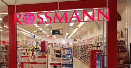 Zacznie się 31 grudnia w Rossmannie. Drugi produkt 50 procent taniej