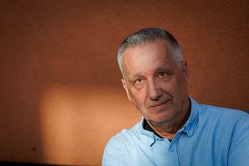 Podlasie: Sławomir Romaniuk od lat fotografuje artystów regionu