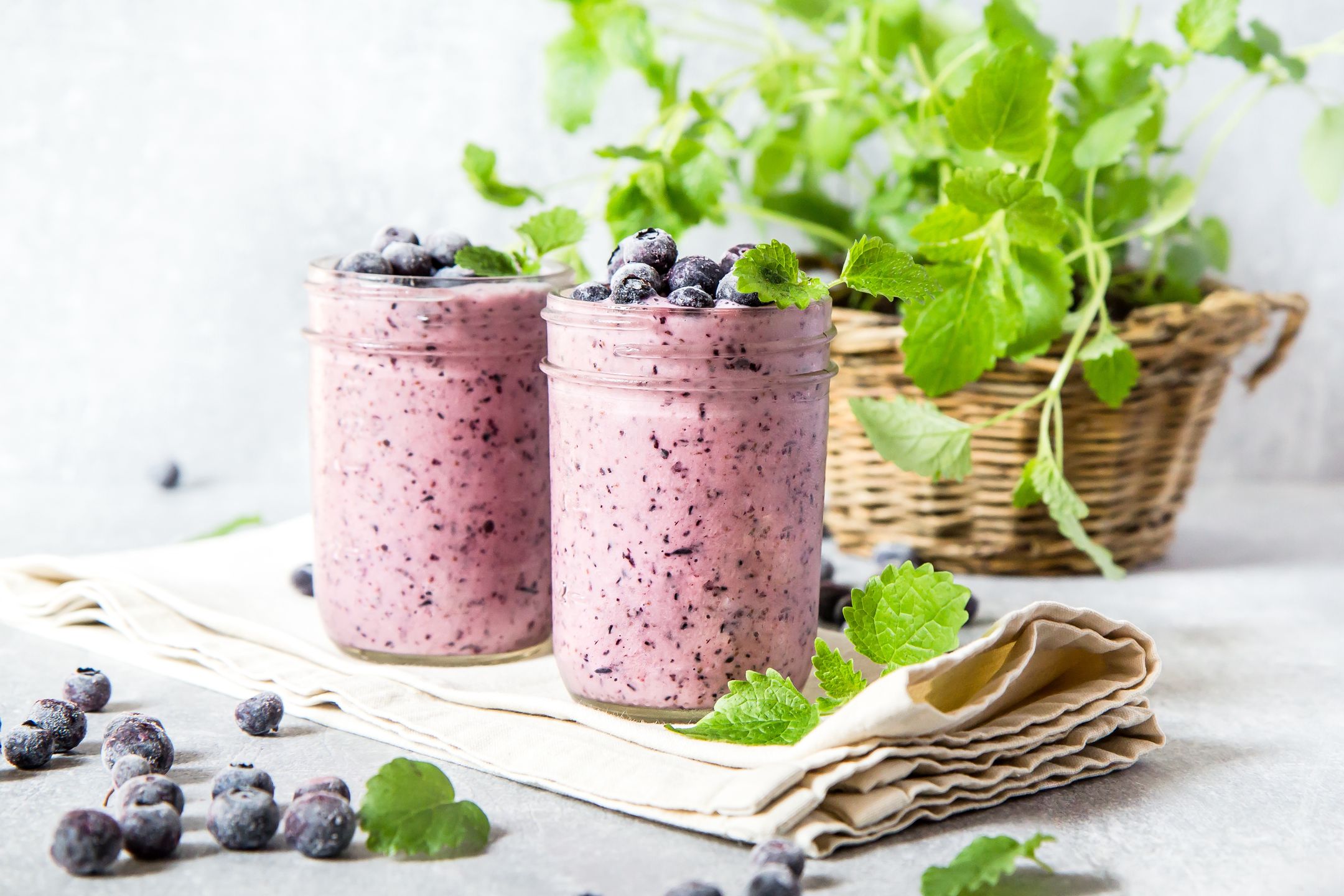 Agata Cieloszyk
koktajl owocowy, drink, jedzenie, koktajle, glases, owoc, zdrowo, owoce, napoje, dieta, koktajl, naturalny, detoks, lunch, smoothie, borówki