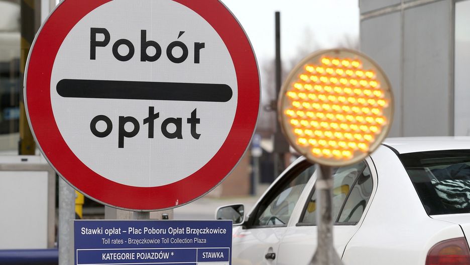 Wypadek na A4. Jedną osobę przewieziono do szpitala