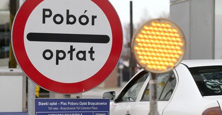 A4, Mysłowice. Zderzyły się dwa auta. Jedna osoba ranna