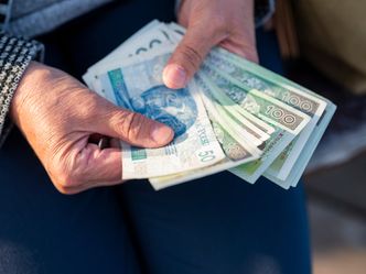 300 plus dla wdów i wdowców. Wiadomo już, co z pomysłem nowego świadczenia