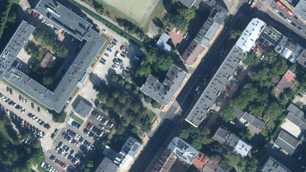 Przejście dla pieszych przy Komendzie Wojewódzkiej Policji w Lublinie na ul. Narutowicza