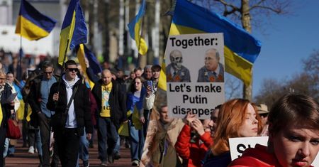 "Putin przyjdzie po was". Tak wyglądają ulice Londynu