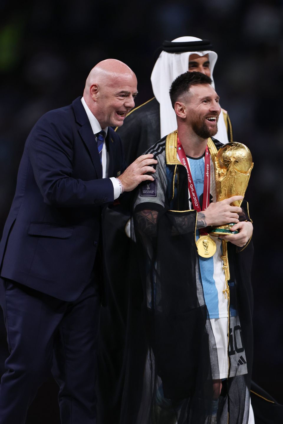 Leo Messi po zwycięstwie Argentyny został ubrany w biszt. Podano powód