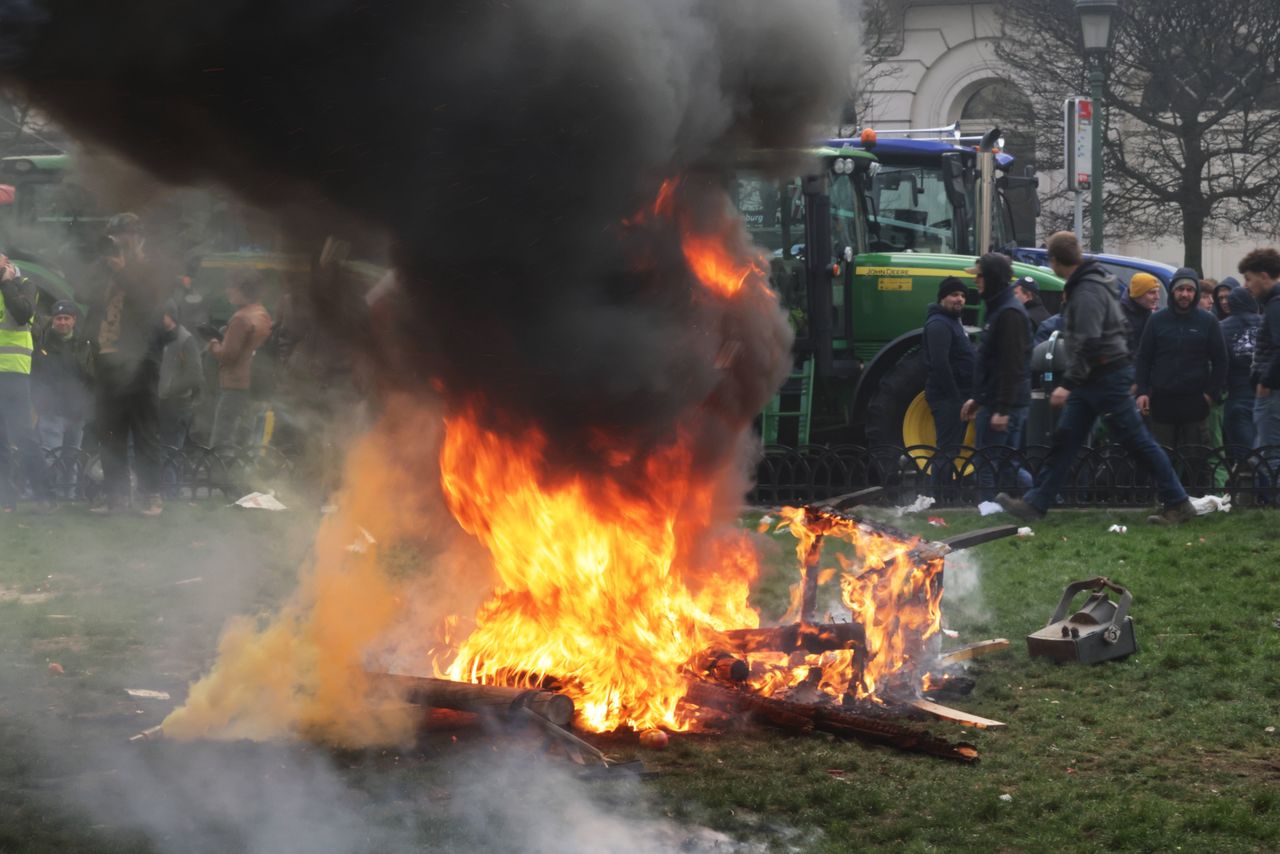 Protest w Brukseli. Na miejscu wiele tysięcy rolników