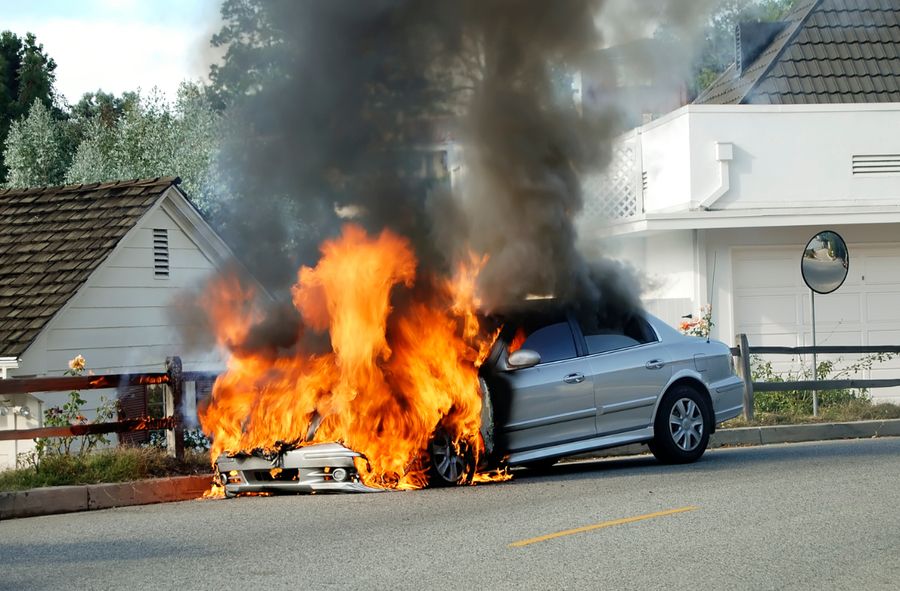 23-year-old Young Man Burnt in His Car 